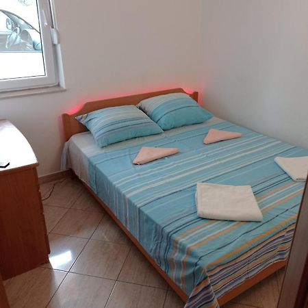 House Vida Goraleks Hotel Baška Voda Екстериор снимка