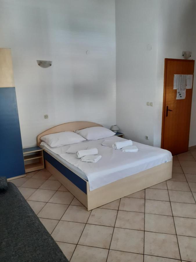 House Vida Goraleks Hotel Baška Voda Екстериор снимка
