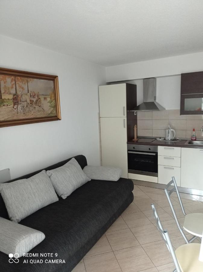 House Vida Goraleks Hotel Baška Voda Екстериор снимка