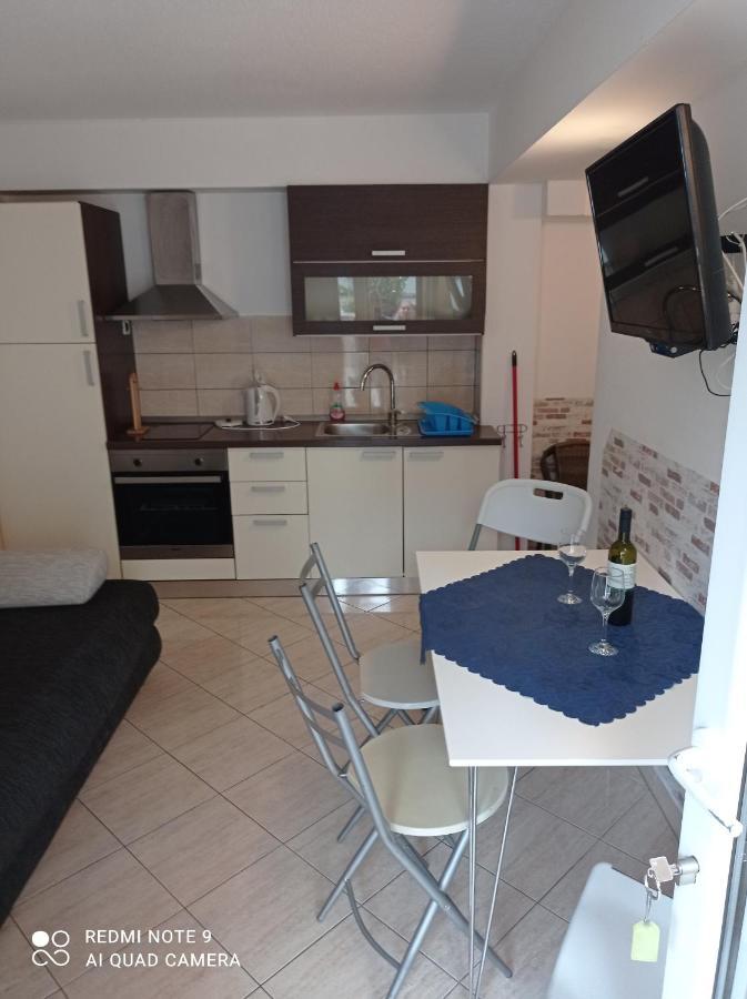 House Vida Goraleks Hotel Baška Voda Екстериор снимка