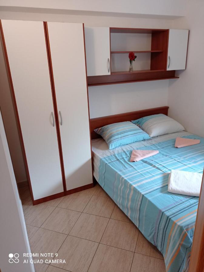 House Vida Goraleks Hotel Baška Voda Екстериор снимка